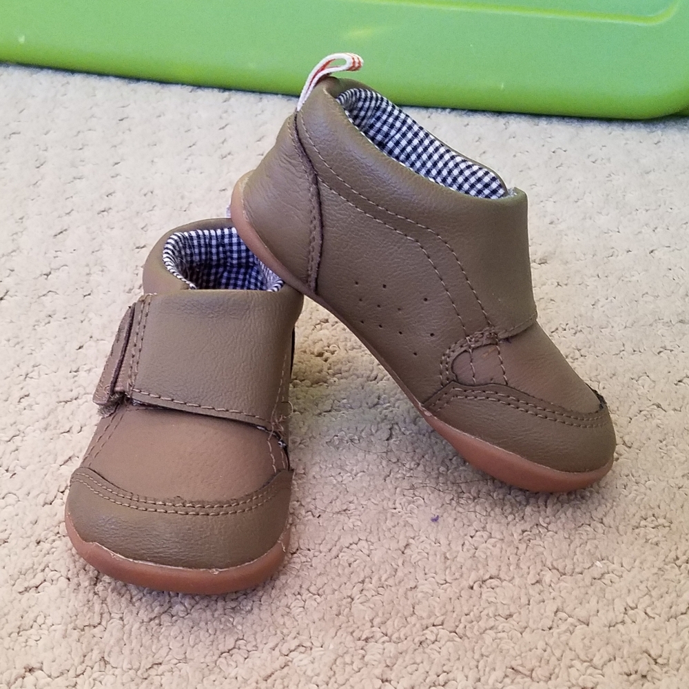 Carter's Every Step Stage 3/walk Shoes (light brown)